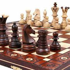 Sastanak šahovske grupe održat će se 28. rujna preko velikog odmora u knjižnici. 